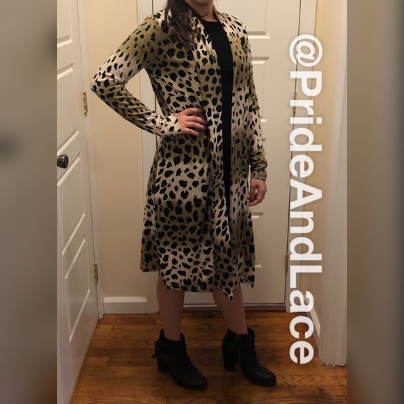 LAST 3️⃣ 🍂Taupe/Olive Animal Print Long Cardigan🍂 - Picture 5 of 7